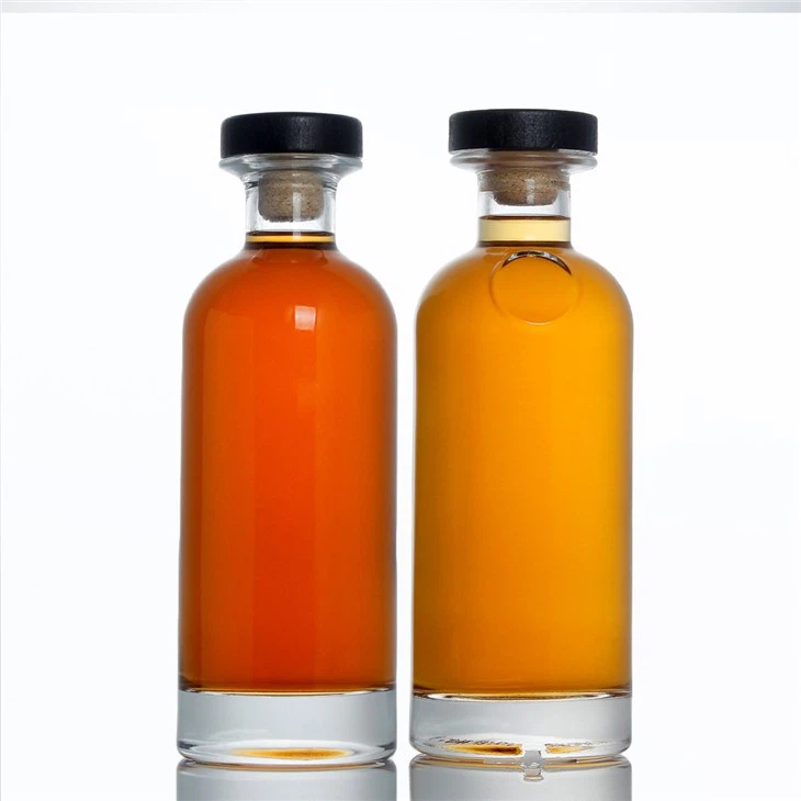Chai thủy tinh Rum có nắp vặn